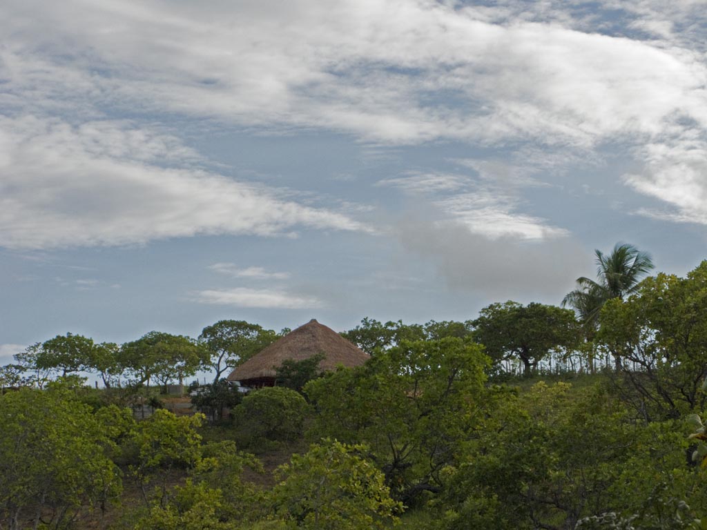 09_view_of_hut_from_valley