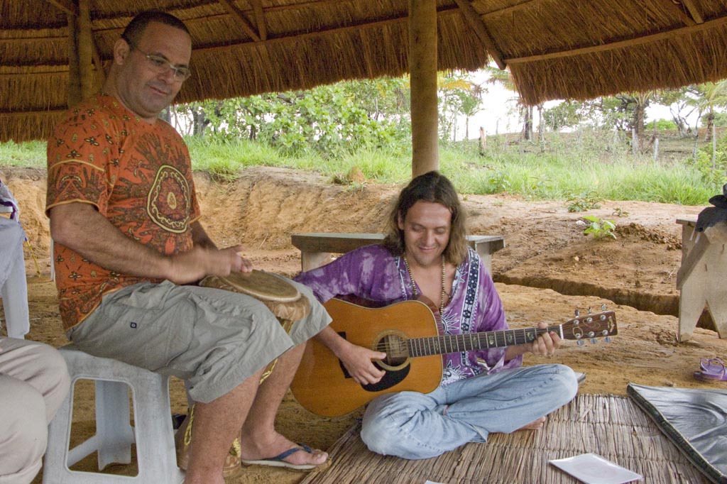 13_andre_and_dacio_play_music