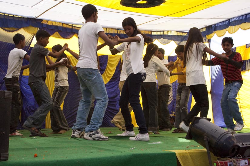 2010_cultural_performance_27